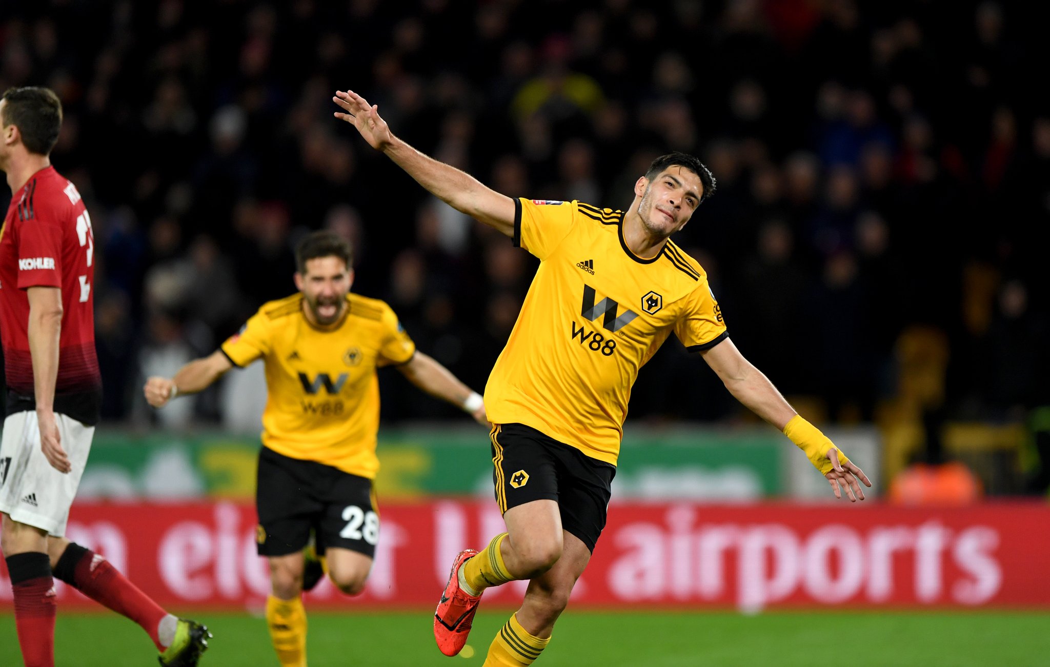 关于赛后足总杯传出新动向；丹佛掘金完成体检；管理层表态——气氛紧张；球探报告显示潜力的信息-九游体育地址