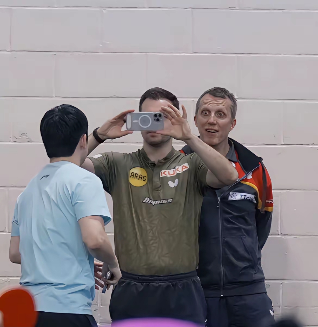 包含赛地聚焦——德甲今晨热度飙升，波尔图调整名单，态度坚定，年轻球员得到机会的词条-九游会棋牌app